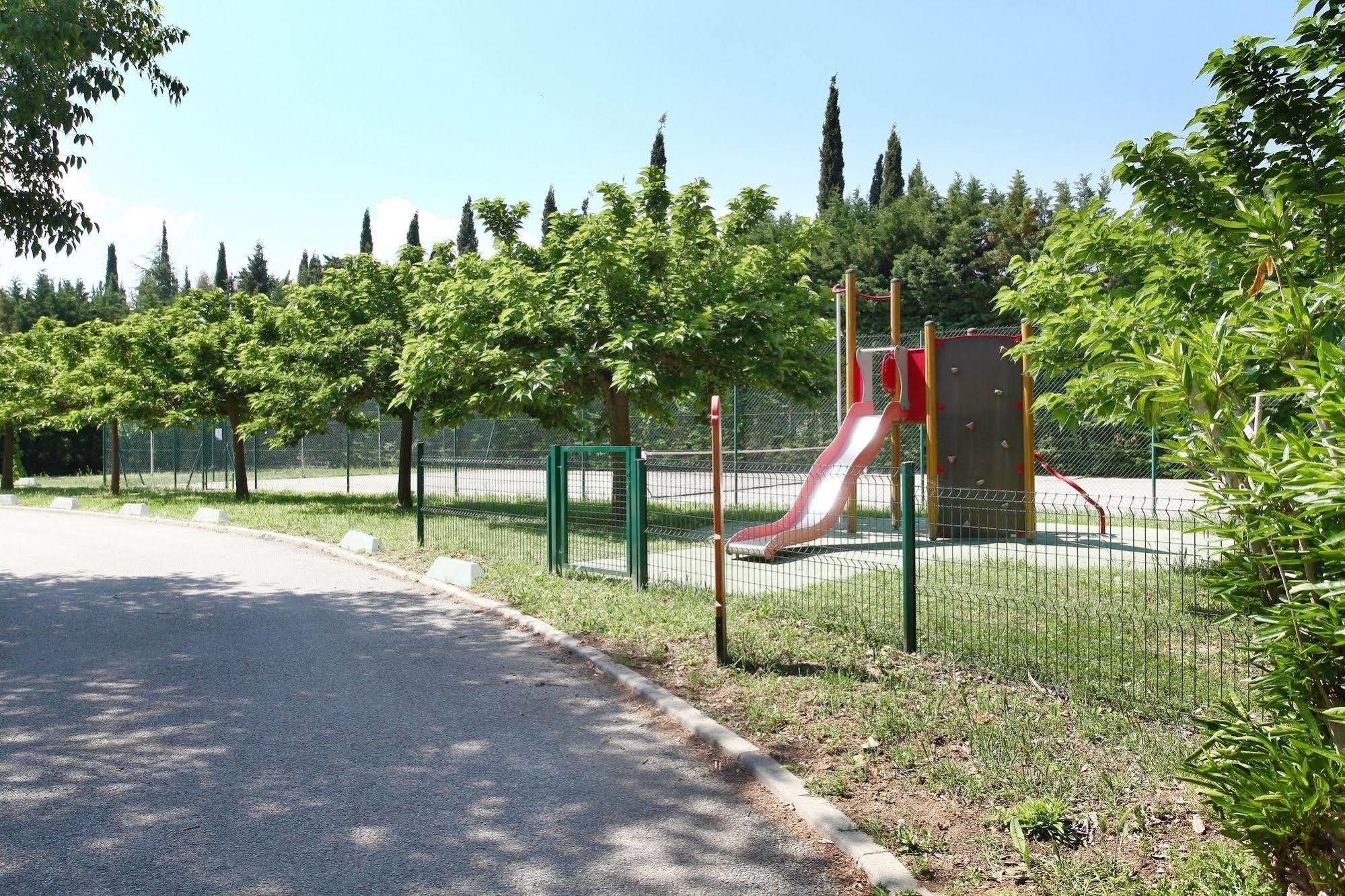 Residence Odalys La Palmeraie Grimaud Exterior photo